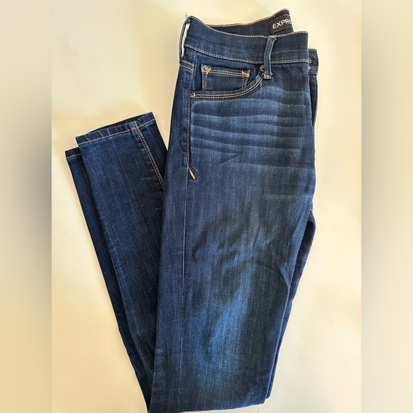 Express Denim Jegging Mid Rise Dark Wash - Picture 2 of 5